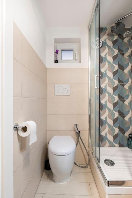 Touch&Go - Stanza Privata Con Servizi Ciampino Dış mekan fotoğraf